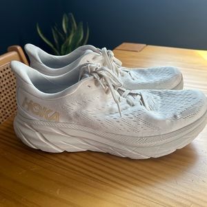 Hoka Clifton 8 Running Shoe
